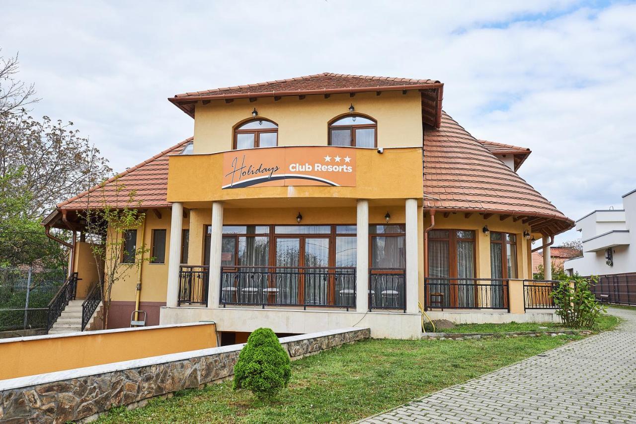 Holidays Club Resorts Hajduszoboszlo Bagian luar foto